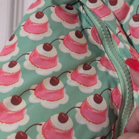 Lisa Says Gah | Lady Puffer Jacket In Jelly Cakes - Picture 8 of 17